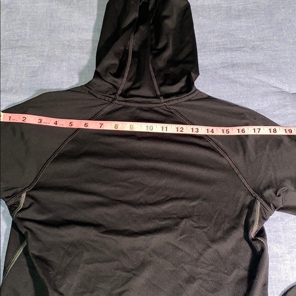 Boy’s DriFit Nike Pull Over Hoodie - Picture 5 of 6